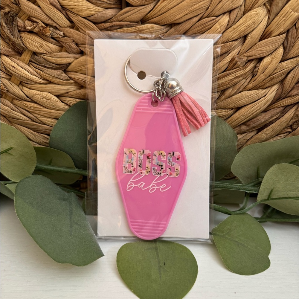 🆕 Retro Motel Keychain Boss Babe